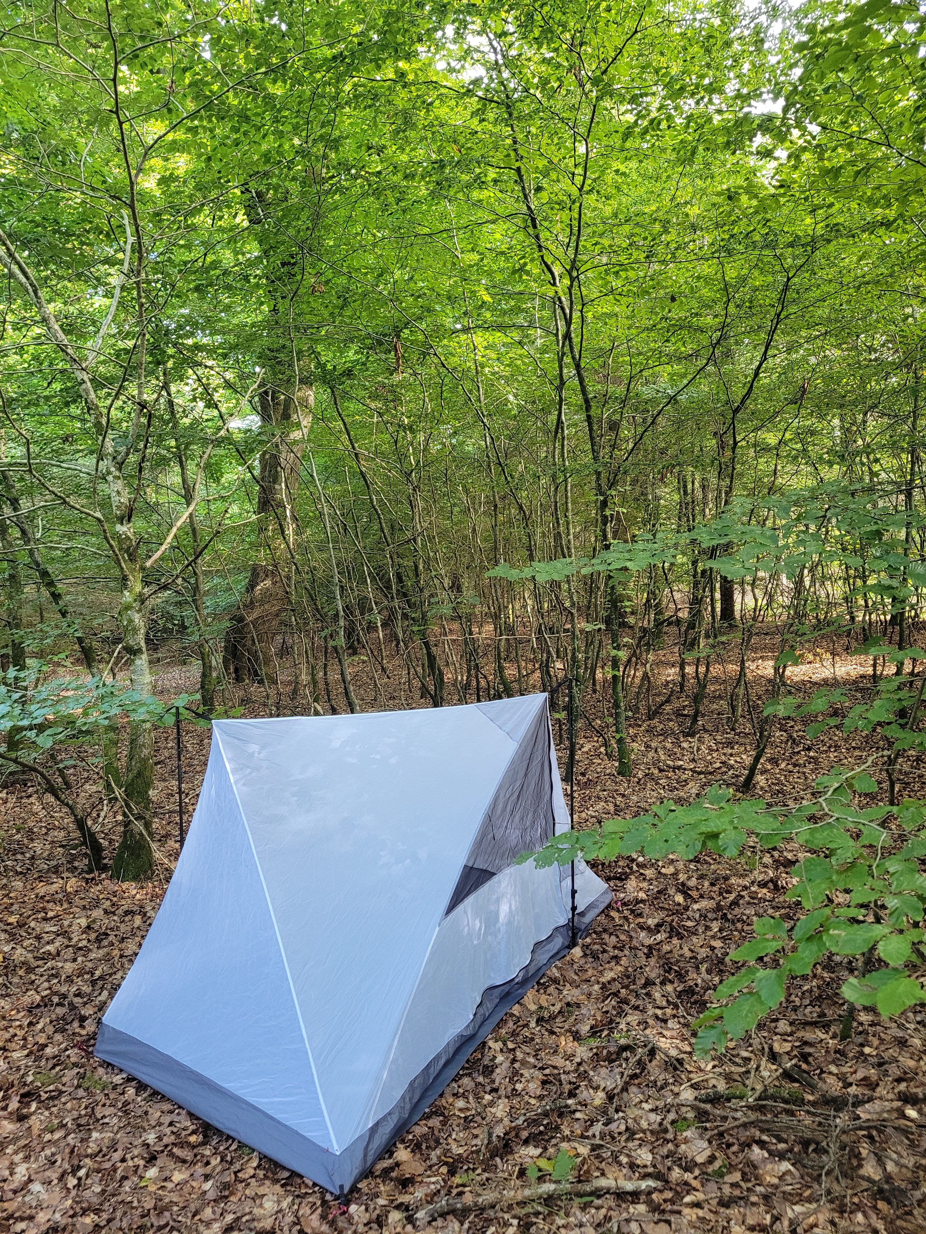 Tent with stargazer kit